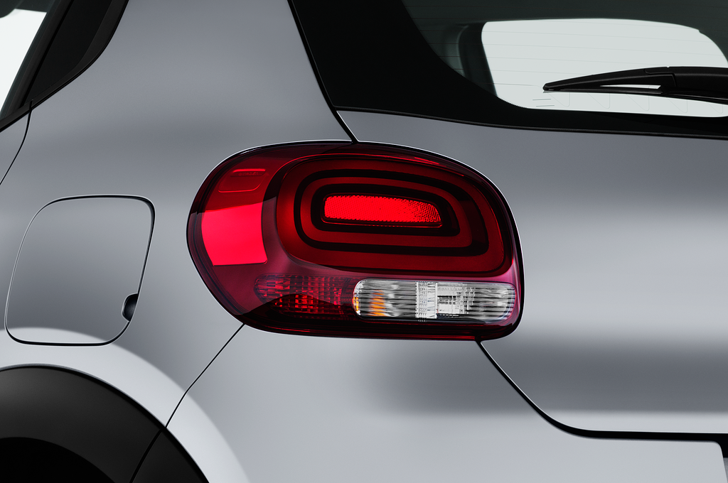 Citroen C3 (Baujahr 2020) Shine 5 Türen Rücklicht