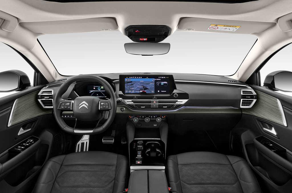 Citroen C5 X Plug-in Hybrid (Baujahr 2022) Shine Pack 5 Türen Cockpit und Innenraum