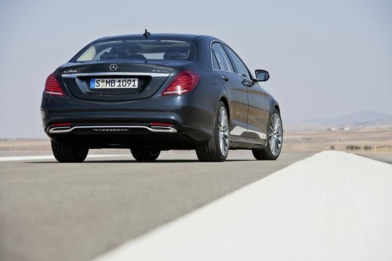 Gedeckte Farbwahl: Mercedes S-Klasse