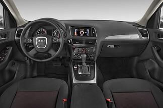 Audi Q5 (Baujahr 2011) - 5 Türen Cockpit und Innenraum