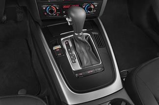 Audi Q5 (Baujahr 2011) - 5 Türen Schalthebel