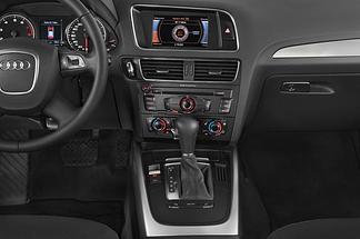Audi Q5 (Baujahr 2011) - 5 Türen Mittelkonsole