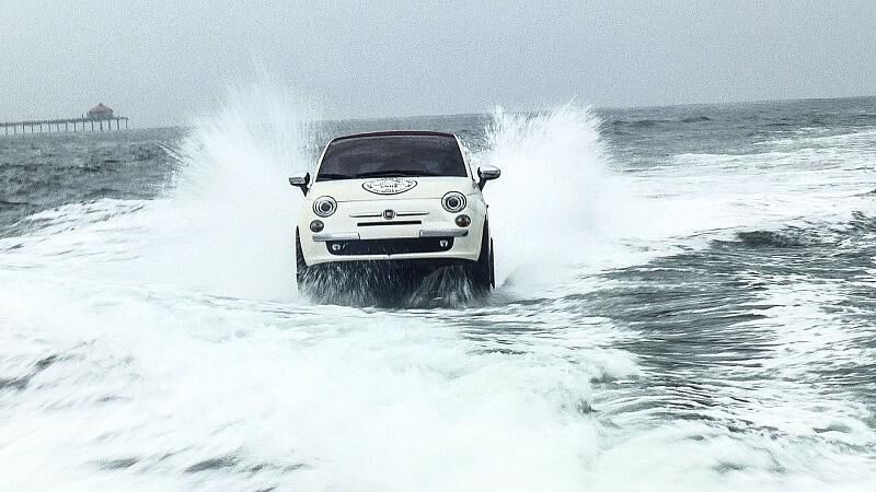 Der Antrieb des Fiat 500 Watercraft stammt von einem Jet Ski