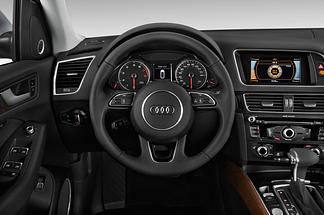 Audi Q5 (Baujahr 2014) - 5 Türen Lenkrad