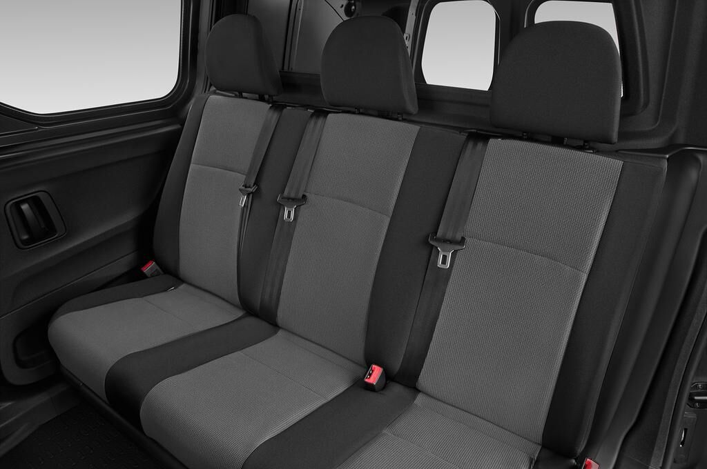 Citroen Berlingo (Baujahr 2020) Control 4 Türen Rücksitze