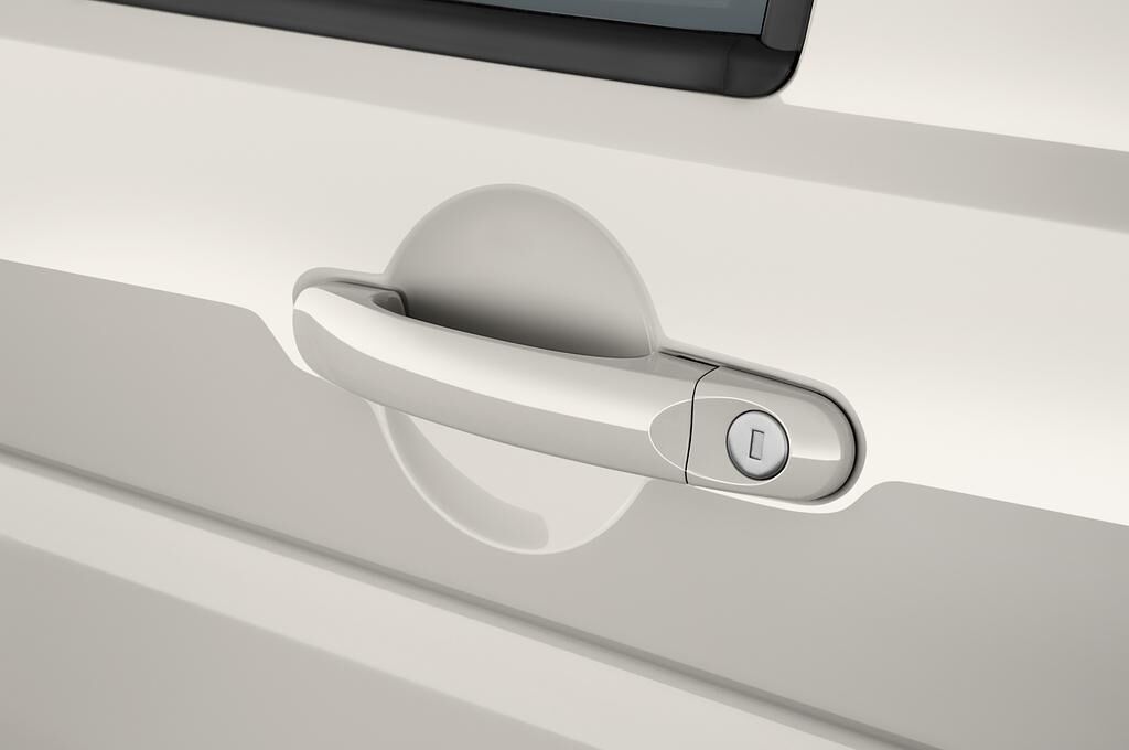 Volkswagen Transporer (Baujahr 2020) - 4 Türen Türgriff