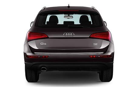 Audi Q5 (Baujahr 2016) - 5 Türen Heckansicht