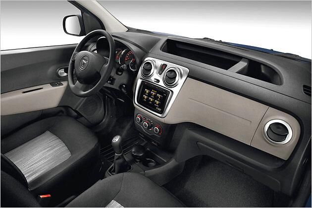 Ansehnliche Optik: Im Dokker werden einfache Kunststoffe wohnlich präsentiert