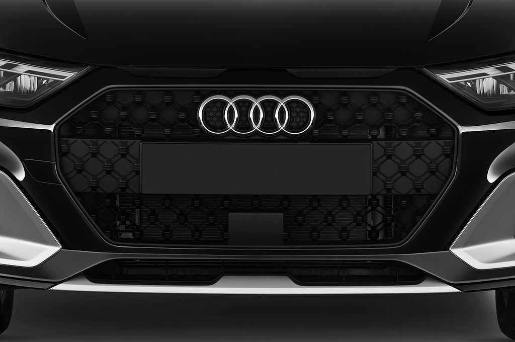 Audi A1 Allstreet (Baujahr 2022) Base 5 Türen Kühlergrill und Scheinwerfer