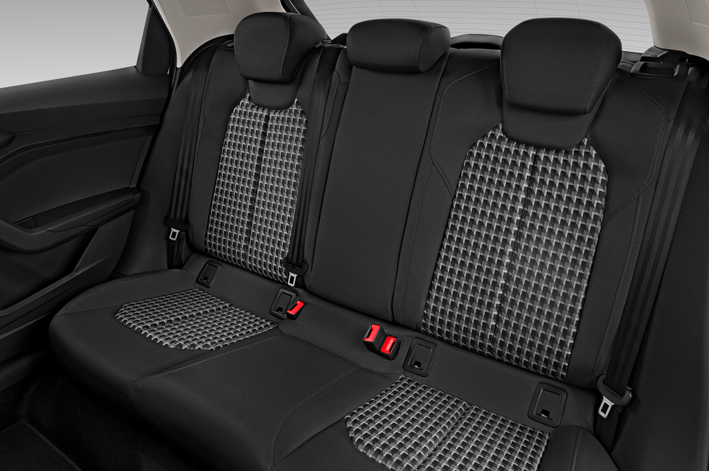 Audi A1 Allstreet (Baujahr 2022) Base 5 Türen Rücksitze
