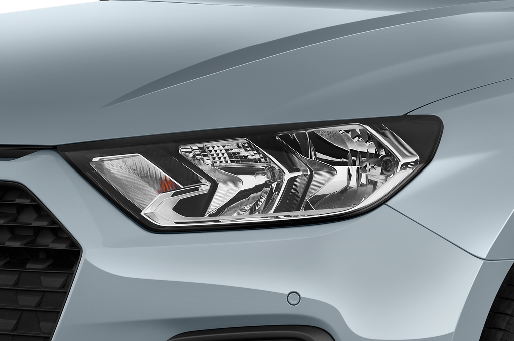 Audi A1 Sportback (Baujahr 2023) Base 5 Türen Scheinwerfer