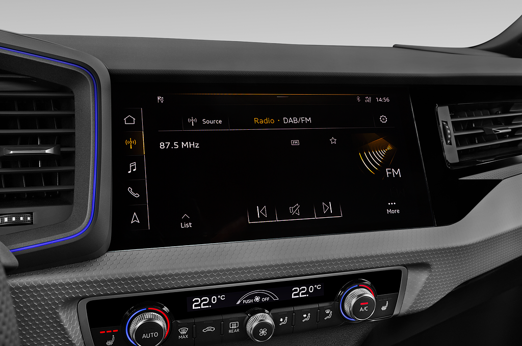 Audi A1 Sportback (Baujahr 2023) S Line 5 Türen Radio und Infotainmentsystem