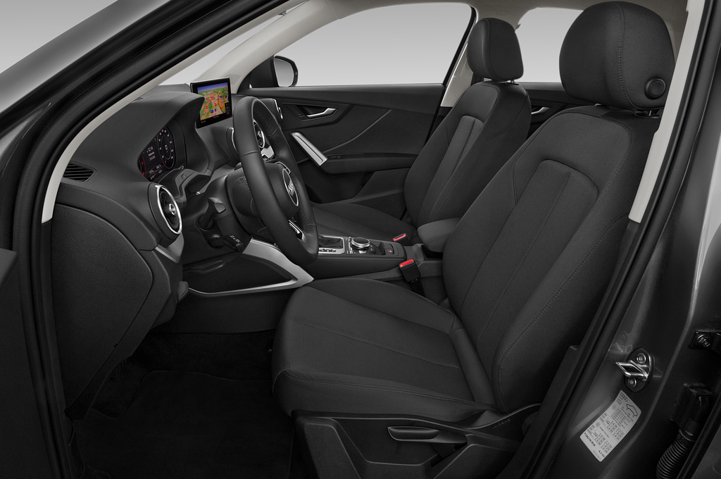 Audi Q2 (Baujahr 2022) S Line 5 Türen Vordersitze