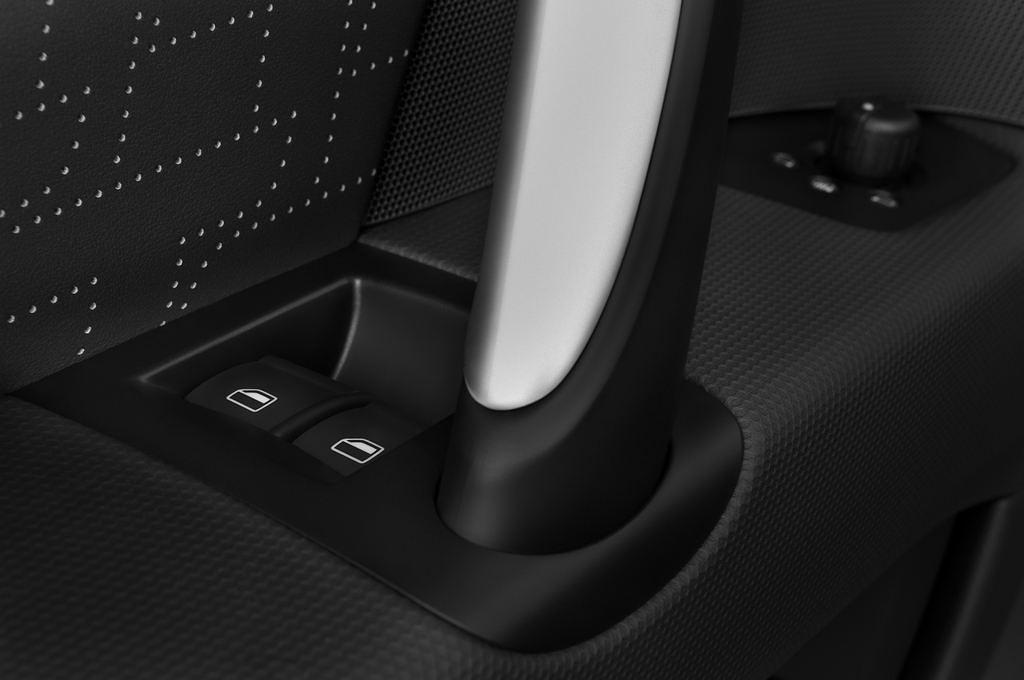 Audi TT RS (Baujahr 2012) - 3 Türen Bedienungselemente Tür