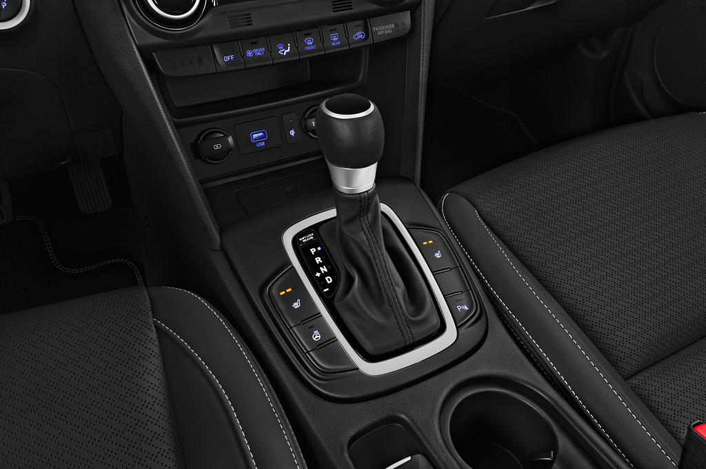 Hyundai Kona Hybrid (Baujahr 2021) Trend 5 Türen Schalthebel