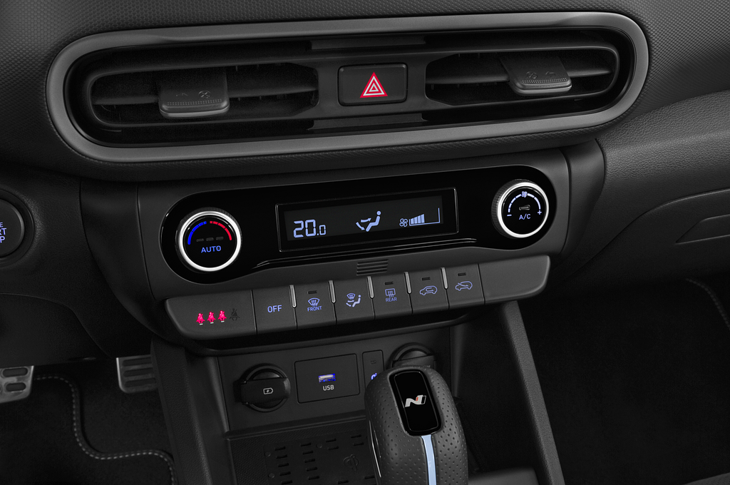 Hyundai Kona N (Baujahr 2022) N Performance 5 Türen Temperatur und Klimaanlage