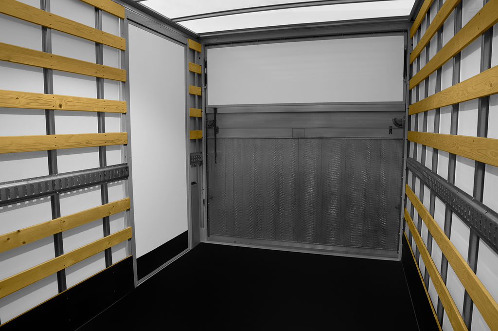 Iveco Daily (Baujahr 2020) C 2 Türen Rücksitze