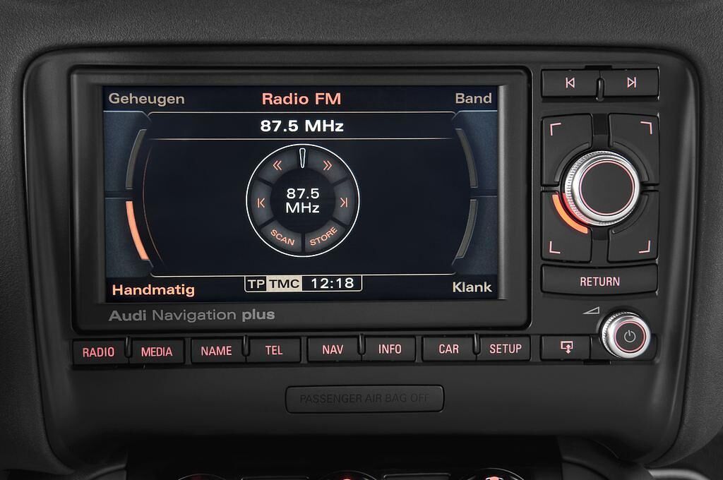 Audi TTS (Baujahr 2011) - 3 Türen Radio und Infotainmentsystem