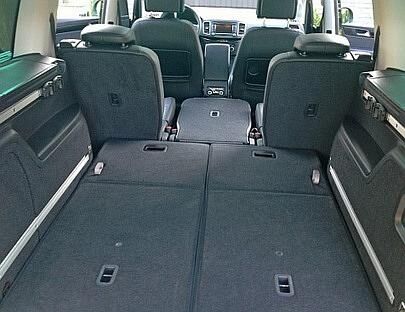 Ebene Ladefläche, Verzurrösen, alles klug durchdacht.