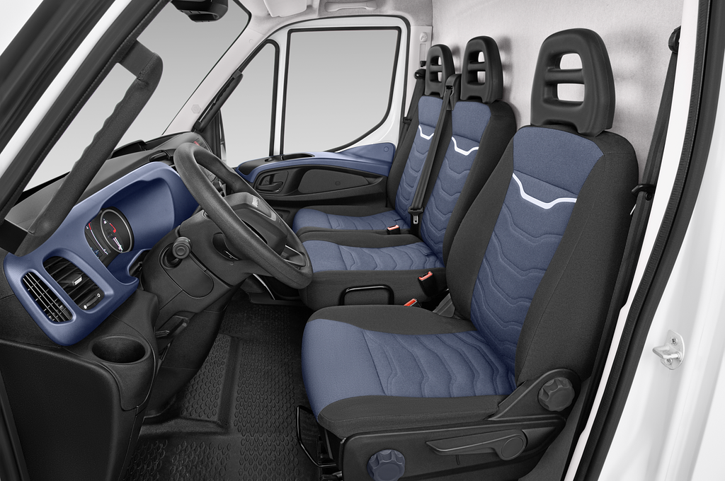 Iveco Daily (Baujahr 2021) - 4 Türen Vordersitze