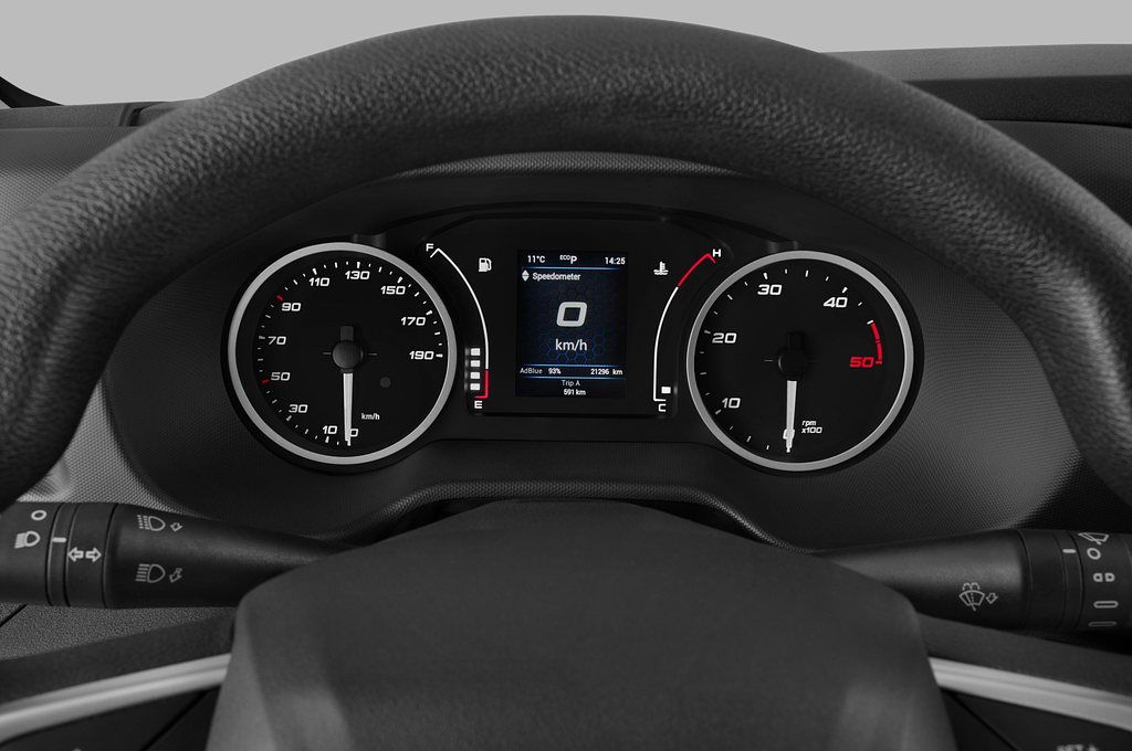 Iveco Daily (Baujahr 2023) 35S 4 Türen Tacho und Fahrerinstrumente