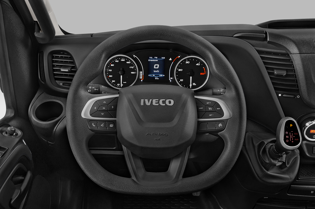 Iveco Daily (Baujahr 2023) 35S 4 Türen Lenkrad