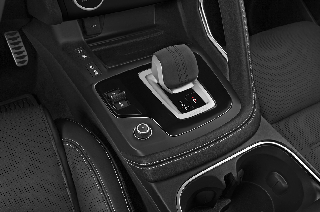Jaguar E-Pace (Baujahr 2021) R Dynamic HSE 5 Türen Schalthebel