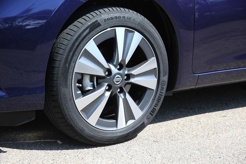 Optional sind 17-Zoll-Räder erhältlich