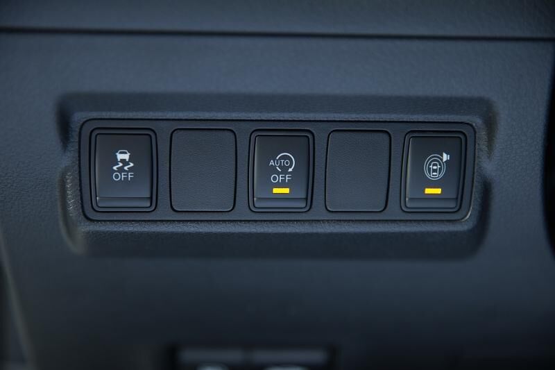 Einige Assitenzsysteme lassen sich per Knopfdruck aktivieren