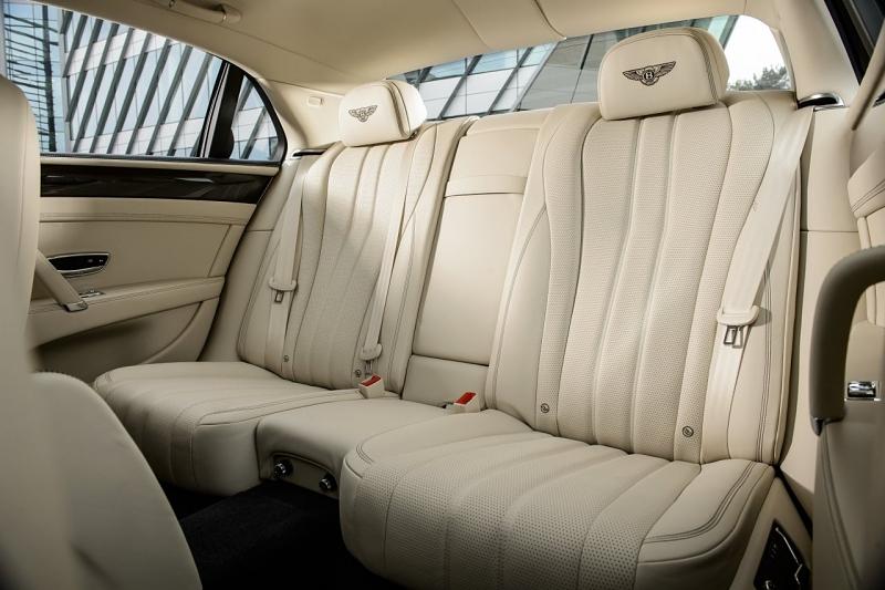 Bentley Flying Spur V8 - bitte Platz nehmen!