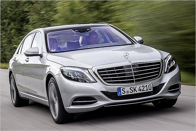 Radar- und Kamerasysteme helfen beim vorausschauenden Fahren und Sparen