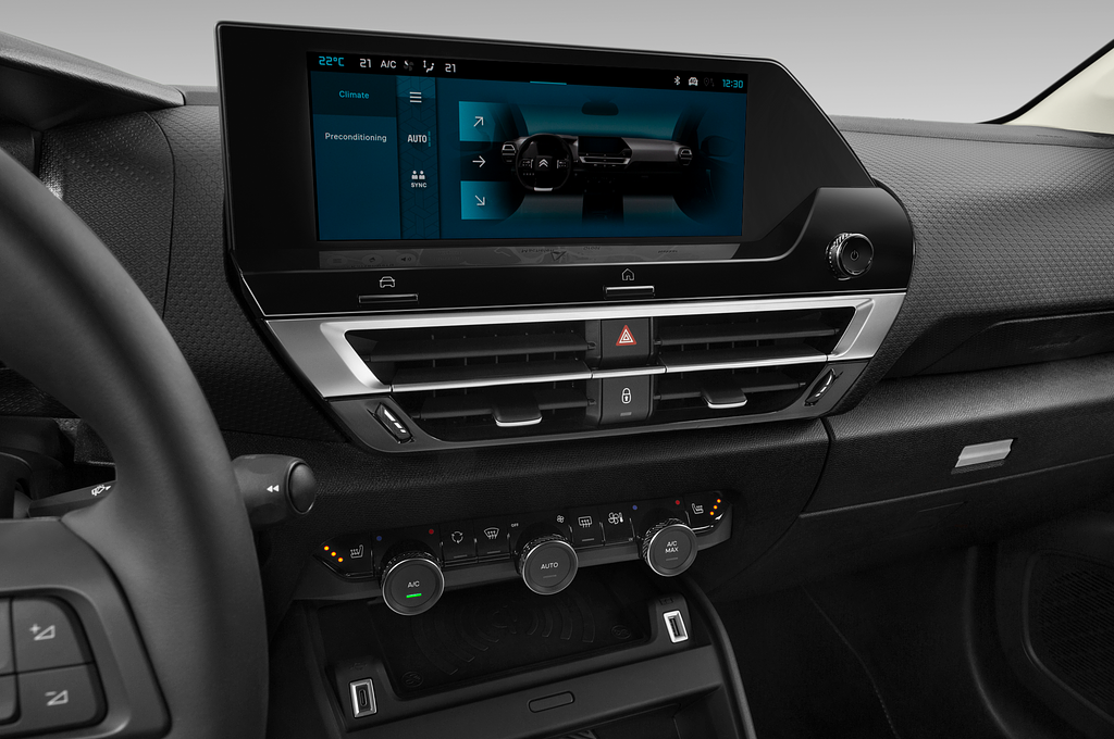 Citroen E-C4 X (Baujahr 2023) Shine 5 Türen Temperatur und Klimaanlage