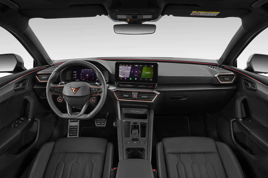 Cupra Leon (Baujahr 2021) VZ 5 Türen Cockpit und Innenraum
