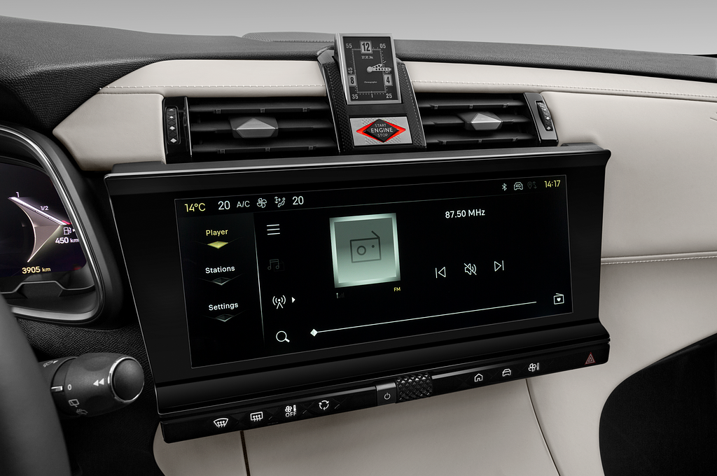 DS DS 7 (Baujahr 2023) E-Tense Opera 5 Türen Radio und Infotainmentsystem