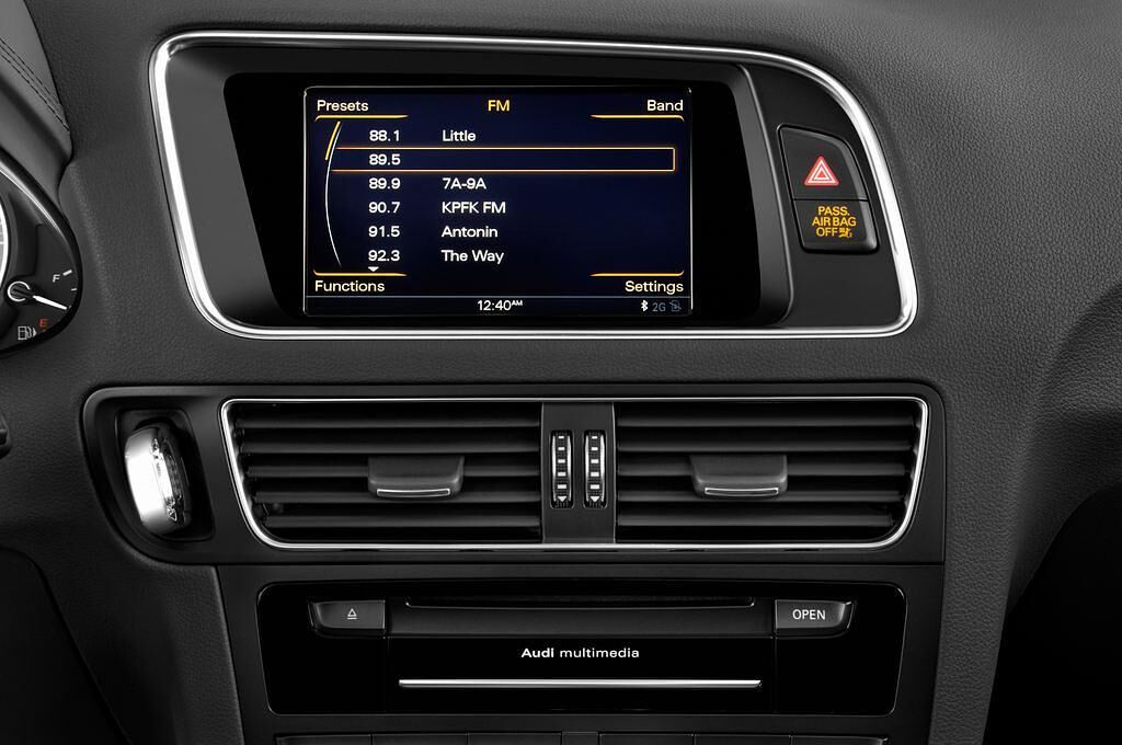 Audi SQ5 (Baujahr 2015) 3.0 Tdi Tiptronic Quattro 5 Türen Radio und Infotainmentsystem