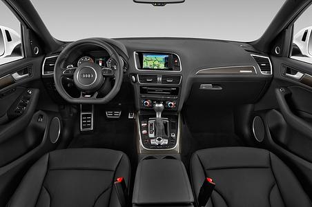 Audi SQ5 (Baujahr 2015) 3.0 Tdi Tiptronic Quattro 5 Türen Cockpit und Innenraum