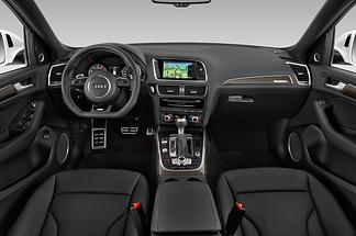 Audi SQ5 (Baujahr 2015) 3.0 Tdi Tiptronic Quattro 5 Türen Cockpit und Innenraum