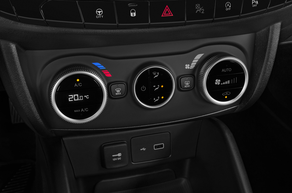 FIAT Tipo (Baujahr 2021) Life 5 Türen Temperatur und Klimaanlage
