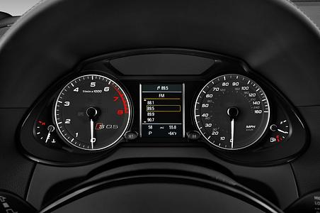 Audi SQ5 (Baujahr 2015) 3.0 Tdi Tiptronic Quattro 5 Türen Tacho und Fahrerinstrumente