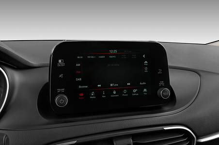 FIAT Tipo SW (Baujahr 2022) Life 5 Türen Radio und Infotainmentsystem