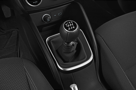 FIAT Tipo SW (Baujahr 2022) Life 5 Türen Schalthebel