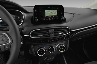 FIAT Tipo SW (Baujahr 2022) Life 5 Türen Mittelkonsole
