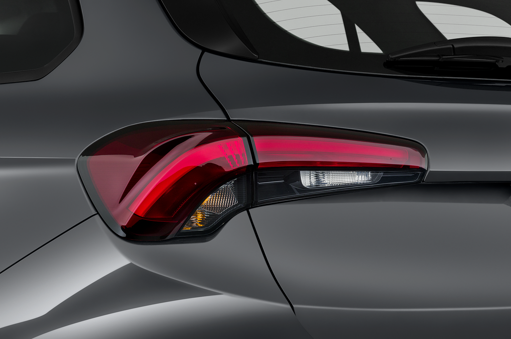 FIAT Tipo SW (Baujahr 2022) Life 5 Türen Rücklicht