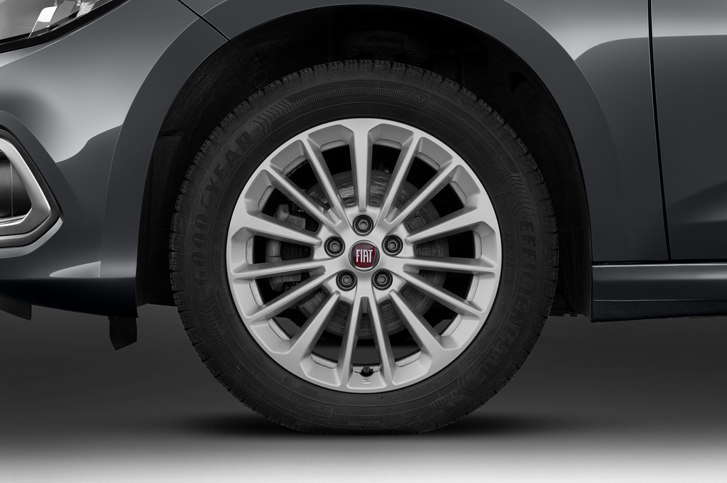FIAT Tipo SW (Baujahr 2022) Life 5 Türen Reifen und Felge