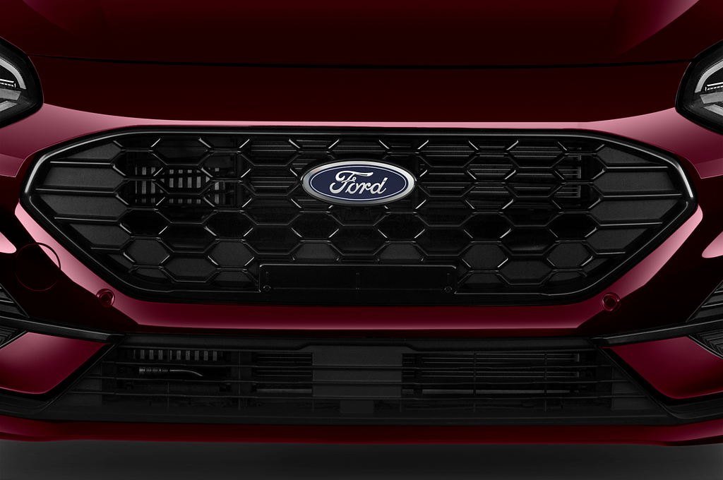 Ford Fiesta (Baujahr 2022) ST-Line 3 Türen Kühlergrill und Scheinwerfer