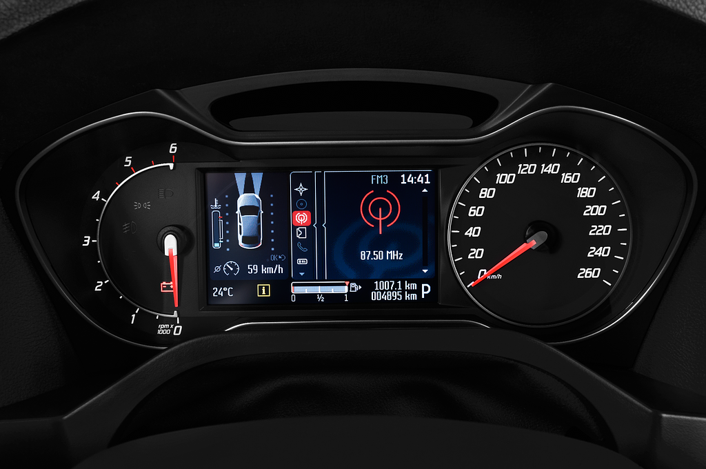 Ford Galaxy (Baujahr 2021) Titanium 5 Türen Tacho und Fahrerinstrumente