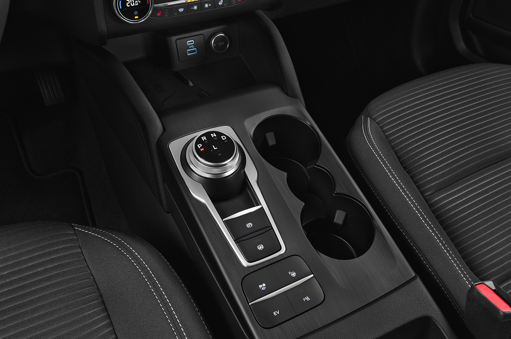 Ford Kuga Plug-in Hybrid (Baujahr 2020) Titanium 5 Türen Schalthebel