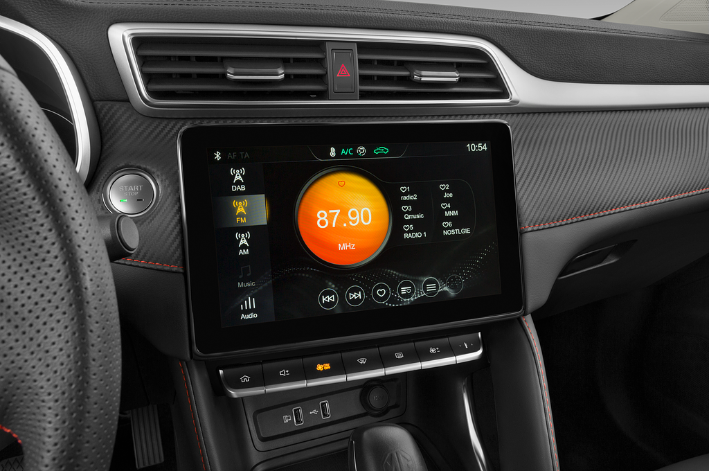 MG ZS (Baujahr 2023) Luxury 5 Türen Radio und Infotainmentsystem