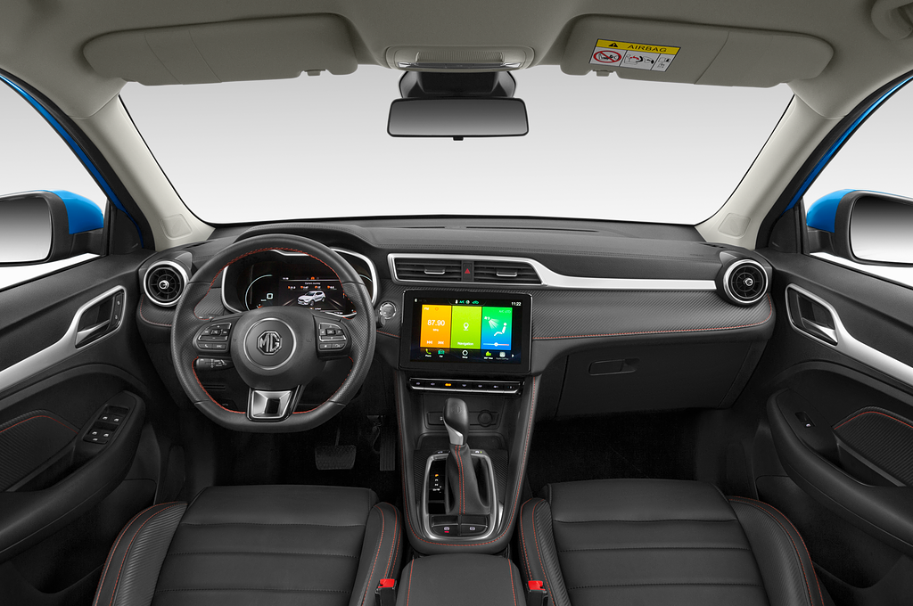 MG ZS (Baujahr 2023) Luxury 5 Türen Cockpit und Innenraum
