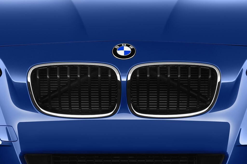 BMW 1 Series (Baujahr 2013) M Sportpaket 3 Türen Kühlergrill und Scheinwerfer
